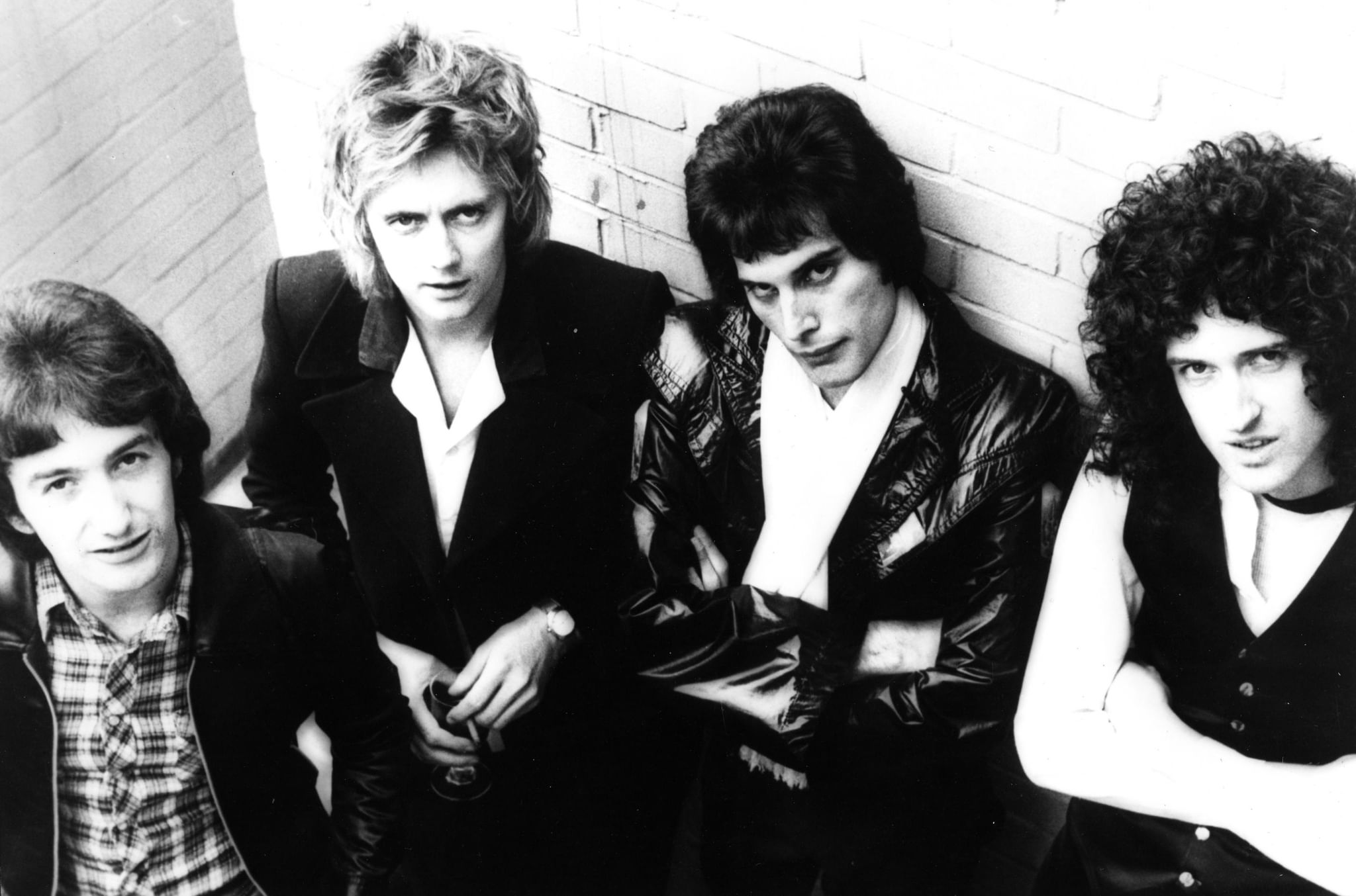Queen press photo in early 1977 in promotion of News of the World 