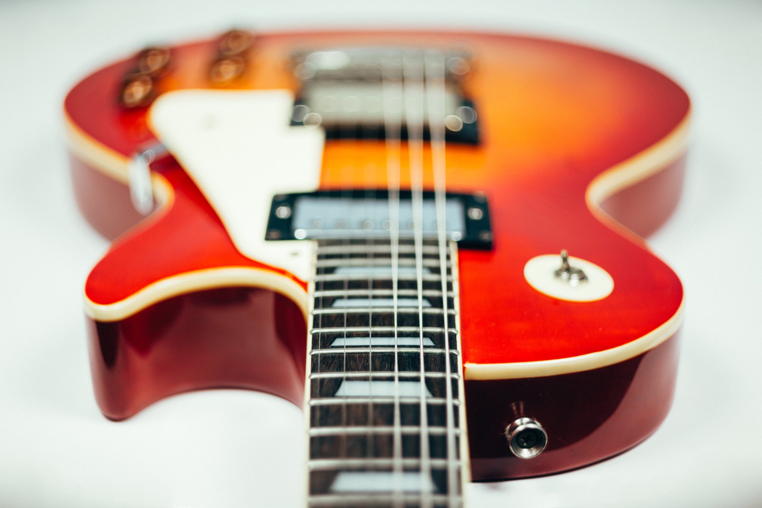 A Brief History of the Electric Guitar