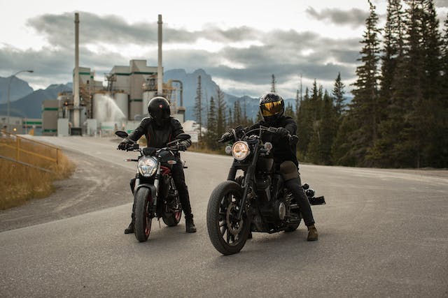 The top 3 ways that motorcycle riders perform better on the road