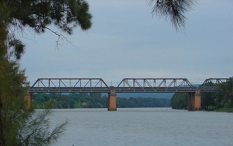 Victoria Bridge over the Nepean River that links Penrith to Emu Plains image