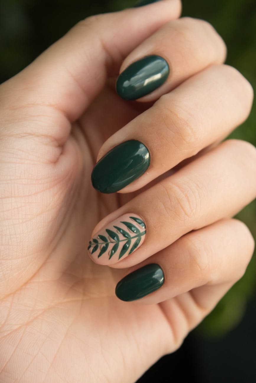 5 Great Chic Nail Designs for Summer 2019