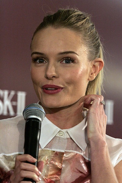 Kate Bosworth with a microphone
