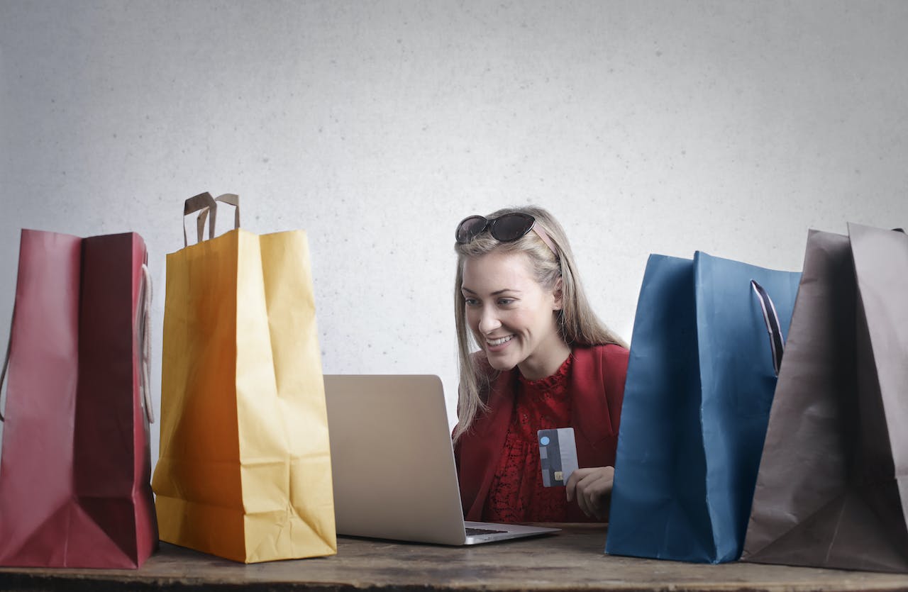 How to Achieve Success in E-commerce Today