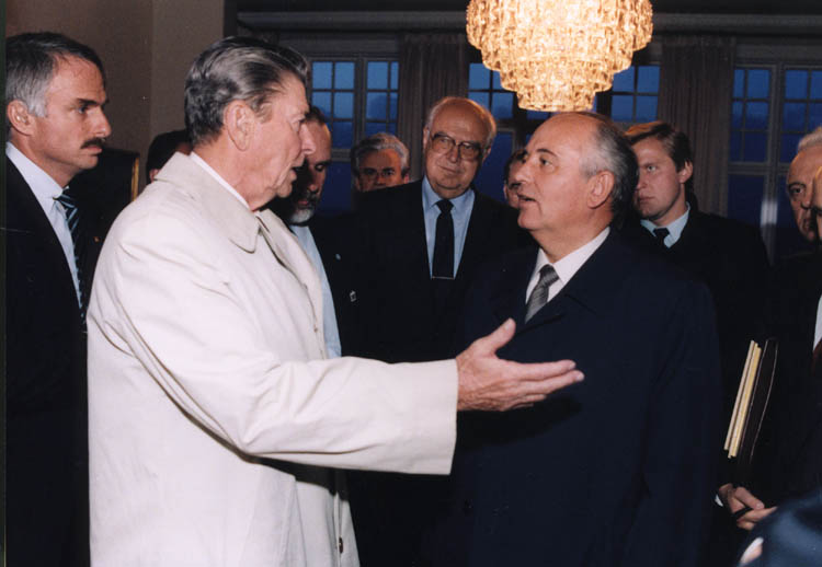 President Reagan talking to Soviet General Secretary Gorbachev
