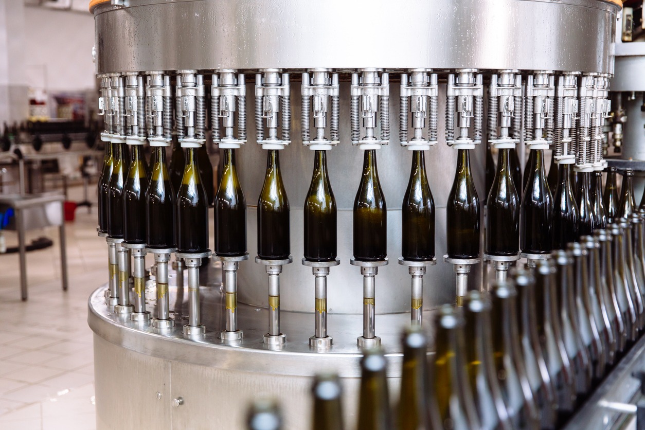 Wine, Industry, Manufacturing, Champagne, Bottle, Technology, Conveyor Belt, Drink, Alcohol-Drink, Glass Material, Filling, In A Row, Fermenting, Merchandise, Clean, Container, Packing, Winery, Vineyard, Quality, Vine-Plant, Modern, Manufacturing Equipment, Place Of Work