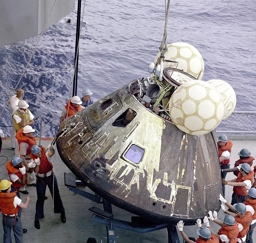 the landing module for Apollo 13 where the crew members are rescue