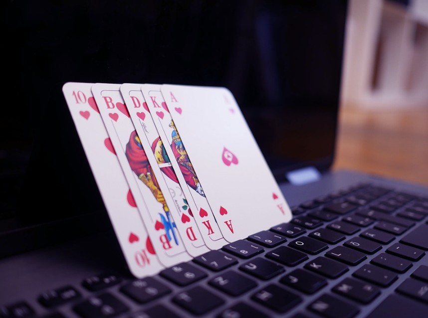 playing cards on a computer