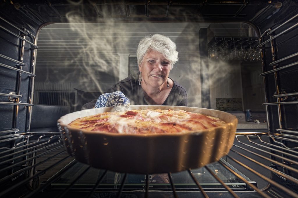woman baking a pie