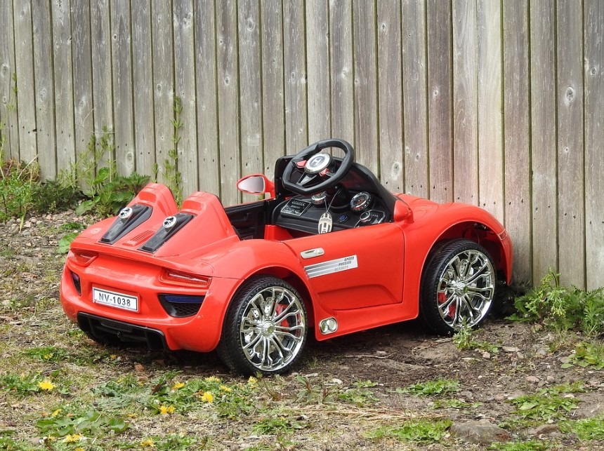 Power Wheels As A Gift: Should You Get One For Your Child?