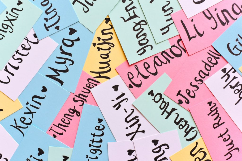 Names written in color papers