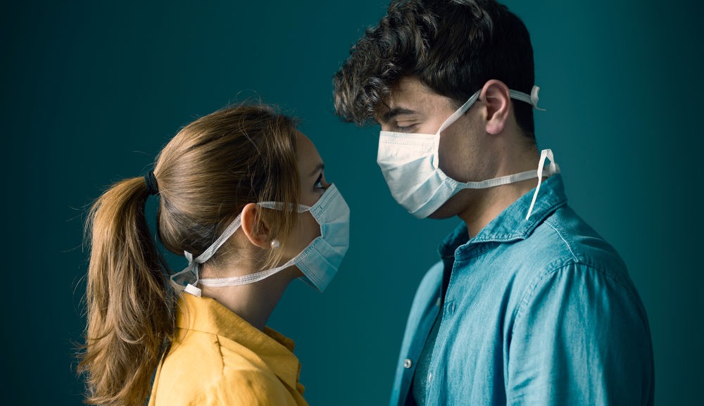 4 Ways to Keep Your Relationship Alive During Quarantine