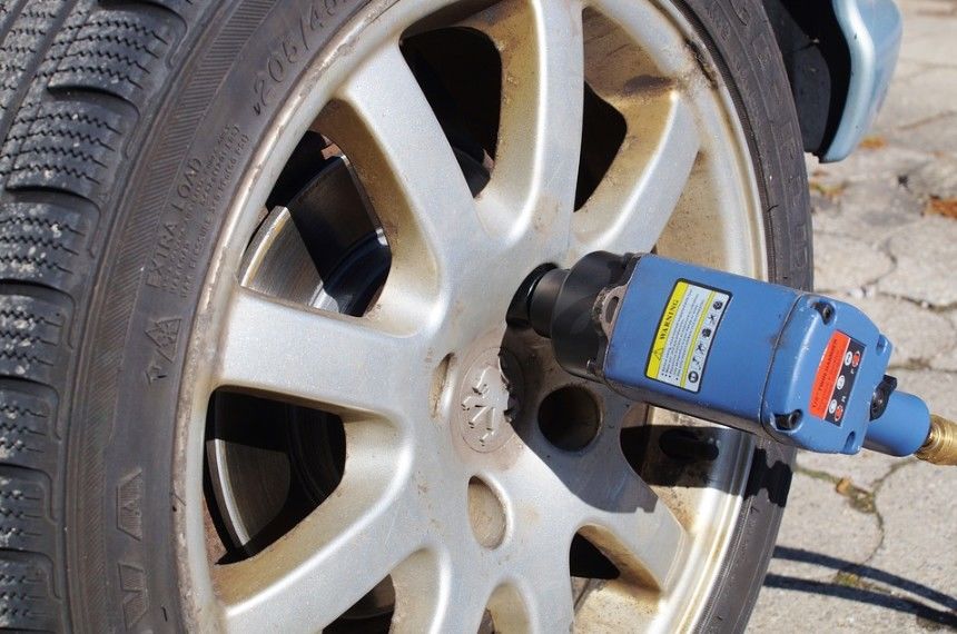 Changing Your Flat Tire