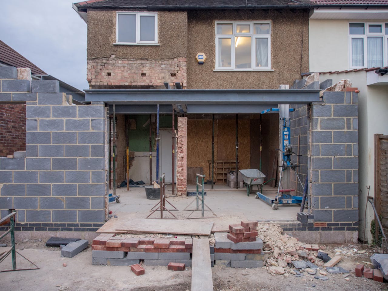 Home extension construction