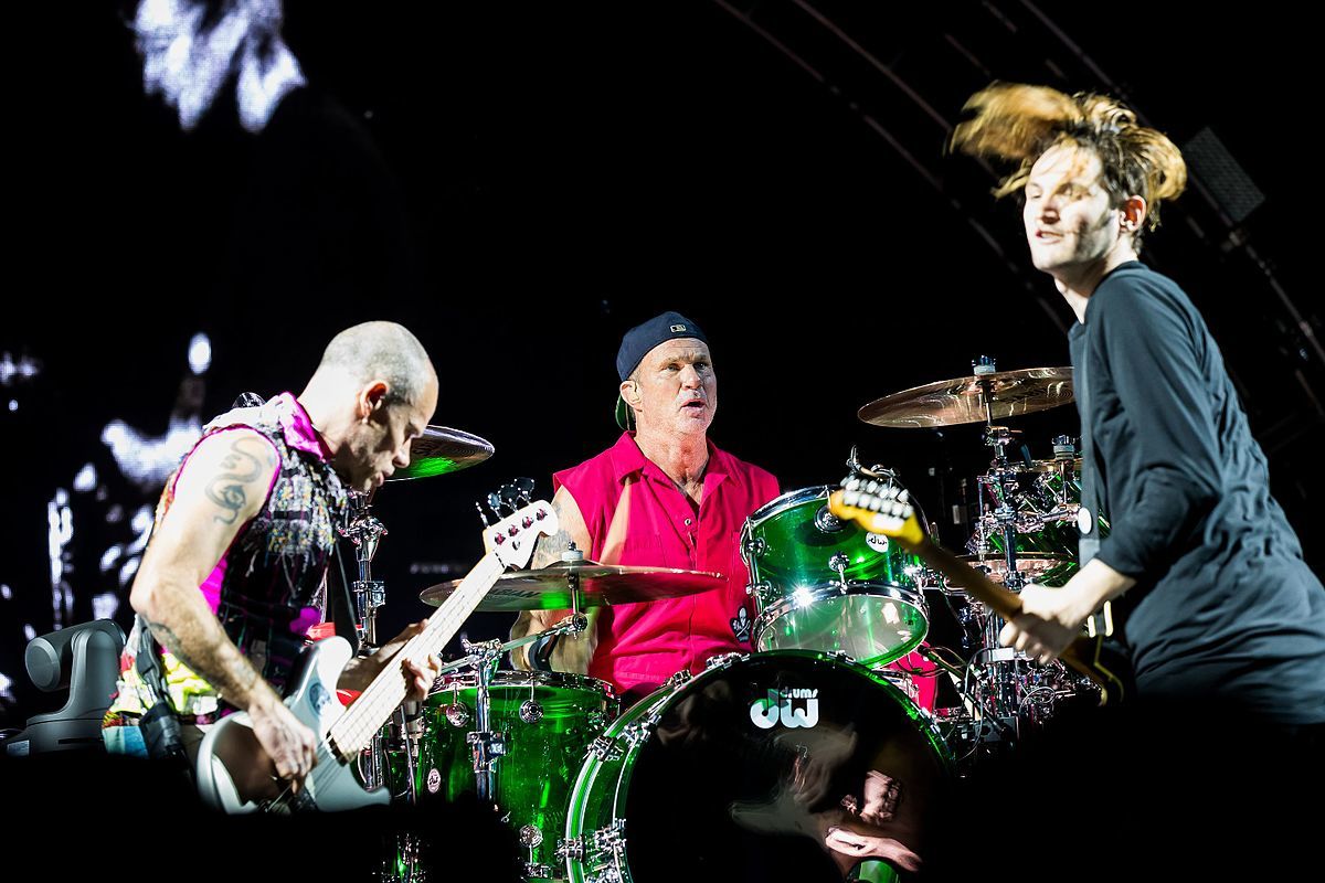 Red Hot Chili Peppers band in live performance
