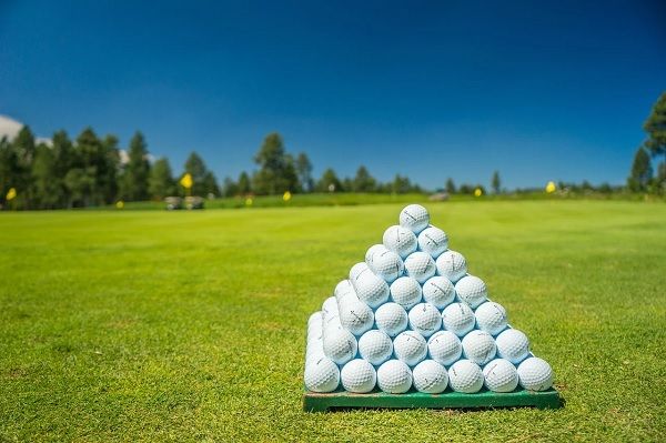 Gearing Up Essential Equipment for Golf Players