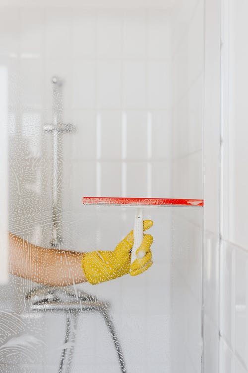 Best way to clean glass shower doors from hard water stains