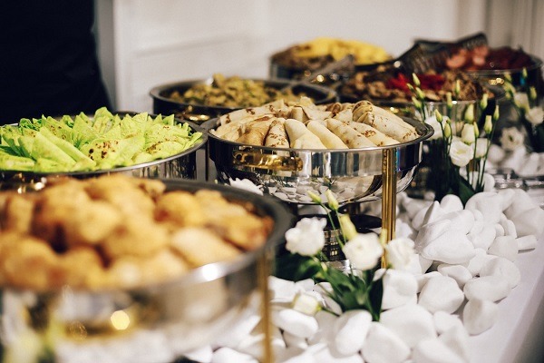 Inexpensive and Delicious Catering Ideas for Your Wedding