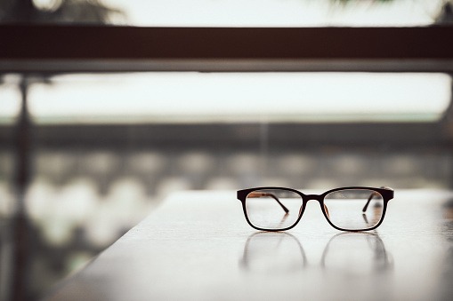Why You Should Invest in Designer Blue Light Blocking Glasses