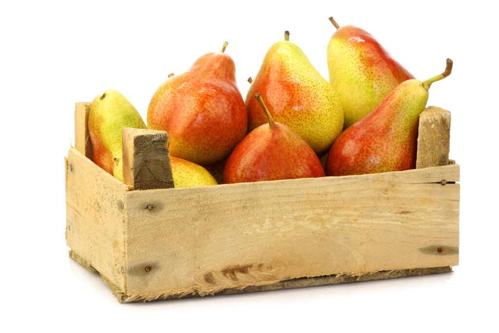 pears in crate image