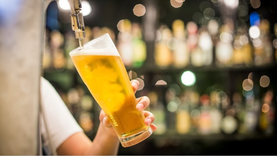 What are the benefits of drinking draft beer?