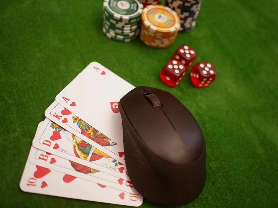 Online Poker: A New Trend in the Sports Industry