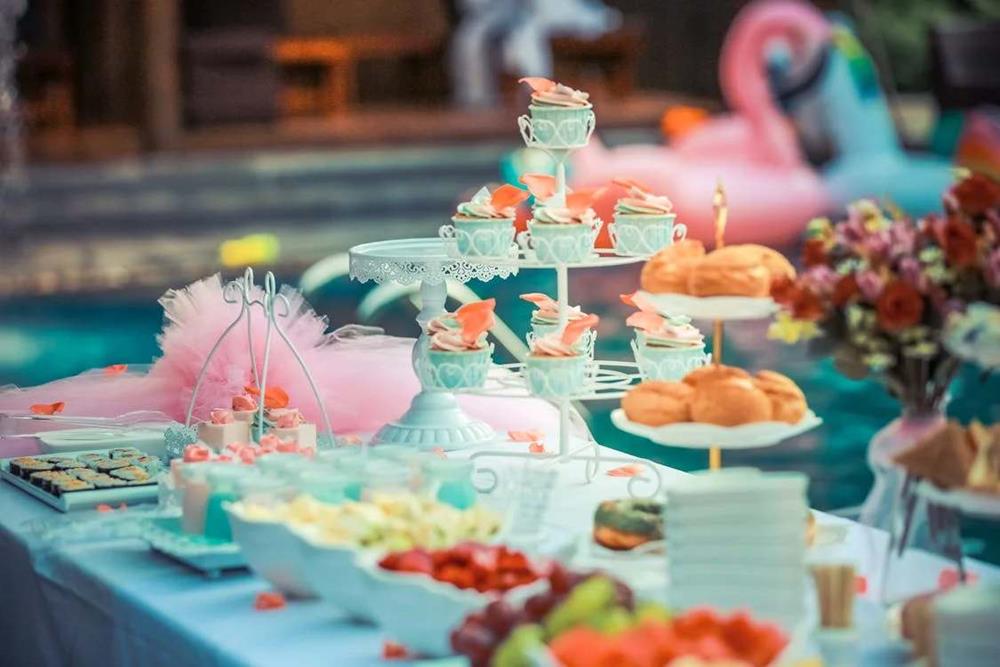 Birthday party cupcakes
