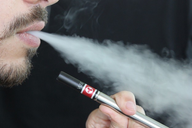 9 Reasons Why Smokers Need To Switch To Vaping