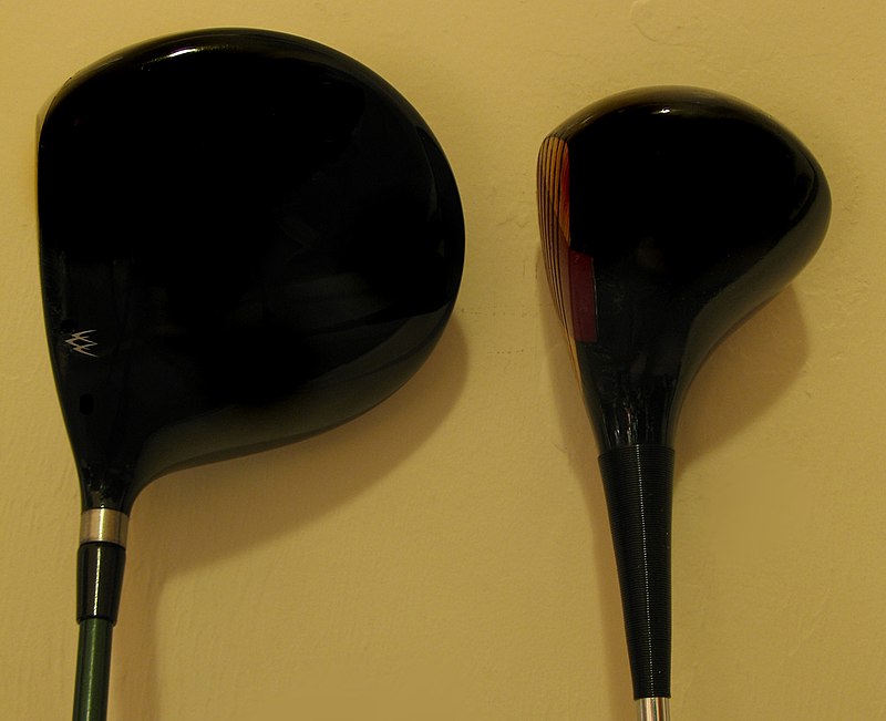 Golf_drivers_old_and_new