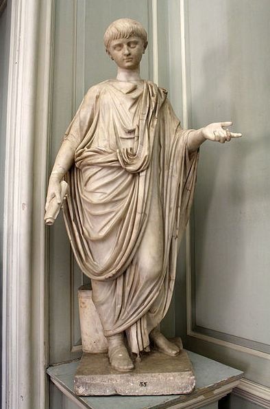 Statue_of_Nero_as_a_boy