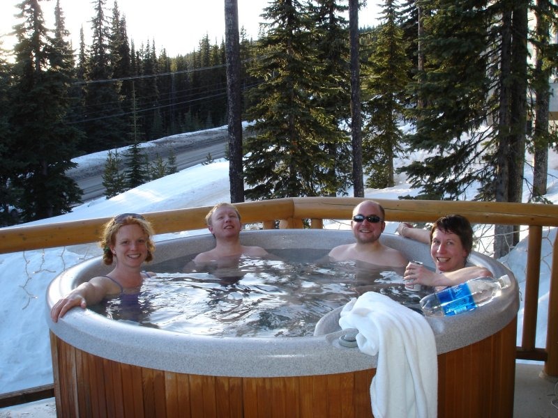 how hot tubs can improve your health