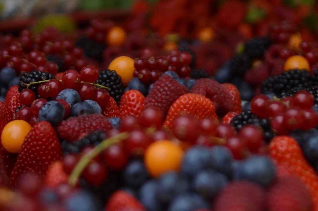 Benefits of choosing IQF frozen fruits