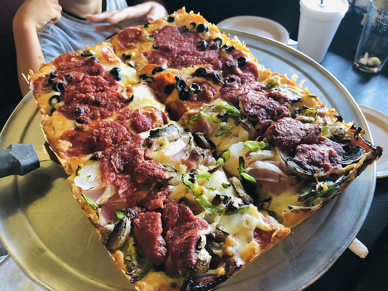 Defining Characteristics Of Detroit Style Pizza