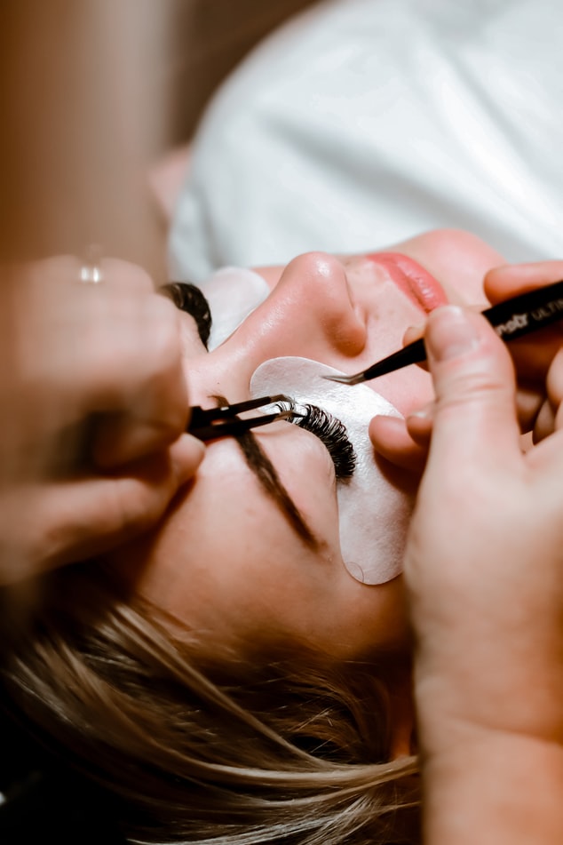 Eyelash Extensions: What You Should Know