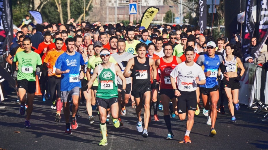 People in a marathon race