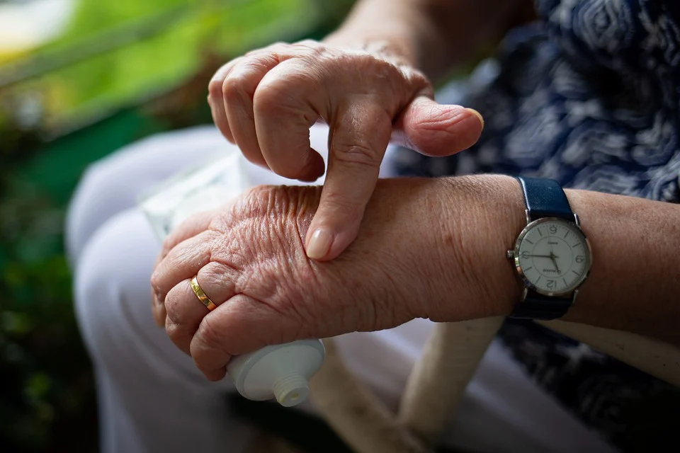 How To Manage Arthritis At Your Home