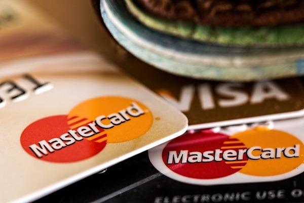 Craig Lawrence Fuller Discusses How Having Multiple Credit Cards Can Improve Your Credit Score