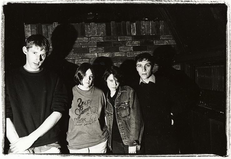 Members of the band, The Pastels. 