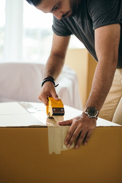 12 Things To Consider Before Hiring A Moving Company