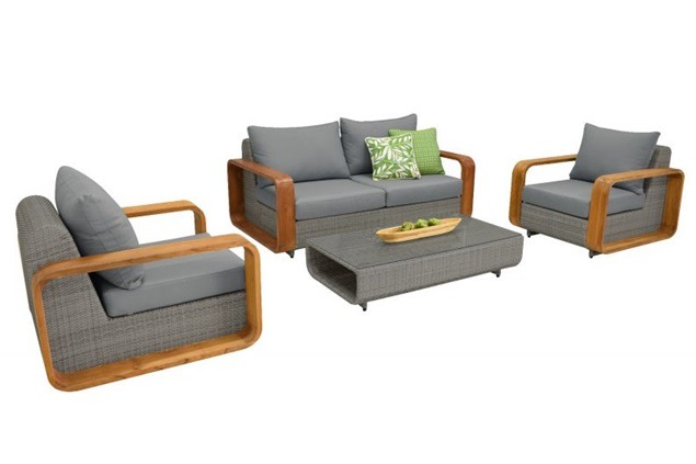 Garden couches for outdoor lounging