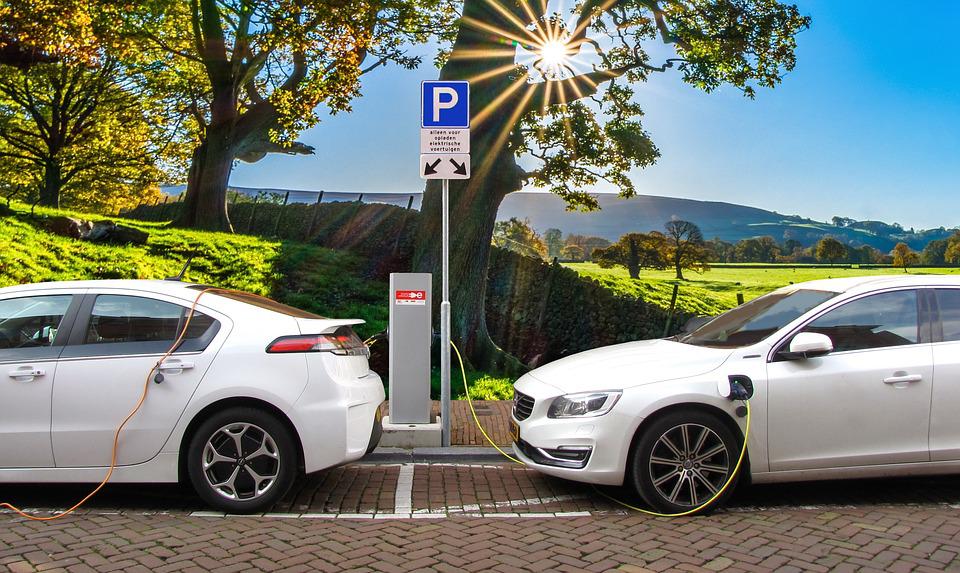 Why Landlords Should Install Multifamily EV Chargers on Their Property