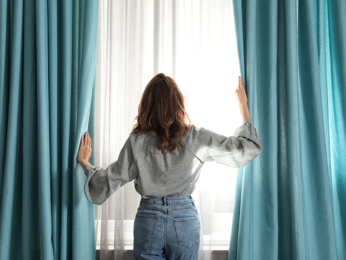Mistakes to Avoid When Buying Curtains for Your Living Room 2