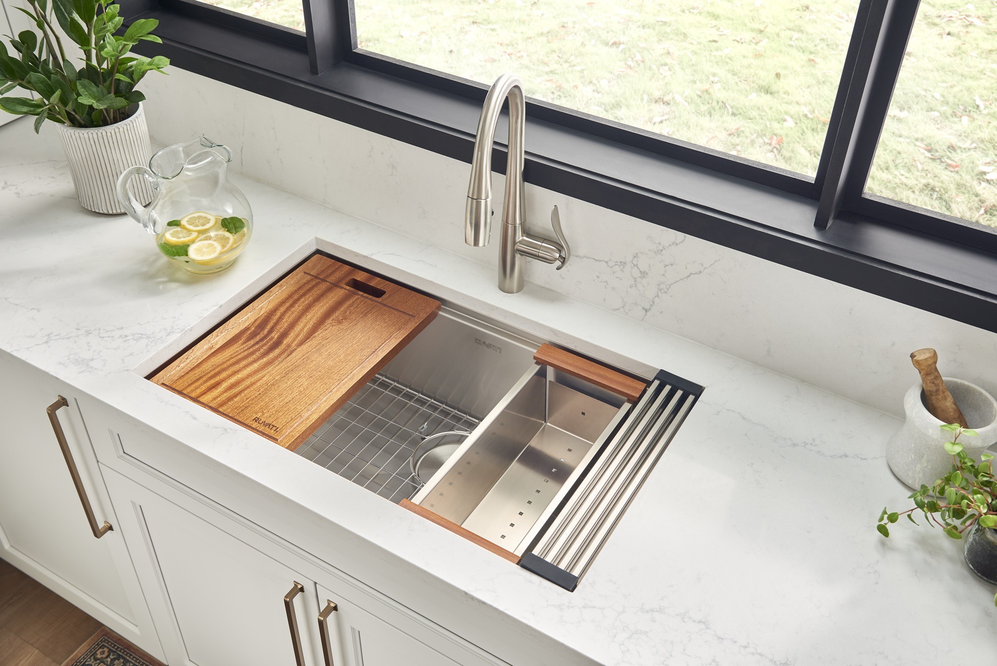 How To Buy The Right Workstation Sink For Your Kitchen