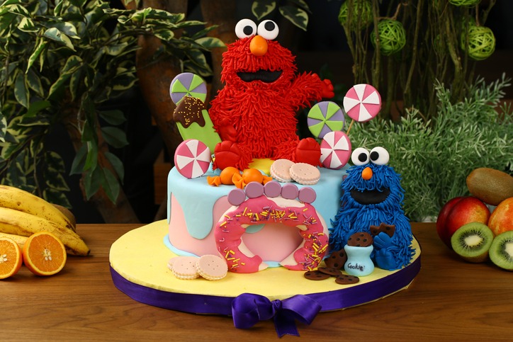Children's Birthday Cake - Cookie monster decorated