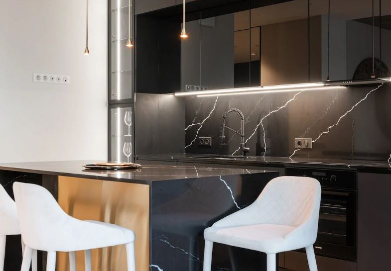 The Popularity of Black Kitchen Cabinets— Explained