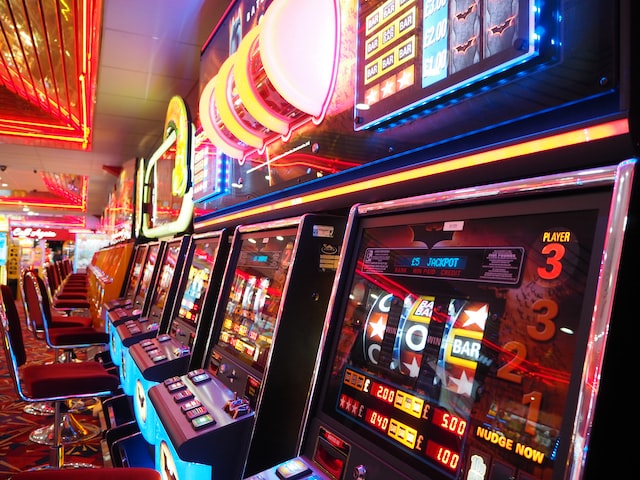Play Slots in Licensed Online Casinos