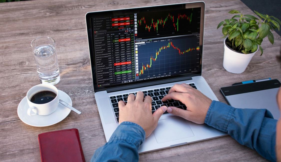 6 Most Reliable and Profitable Forex Brokers For Traders With Low Capital