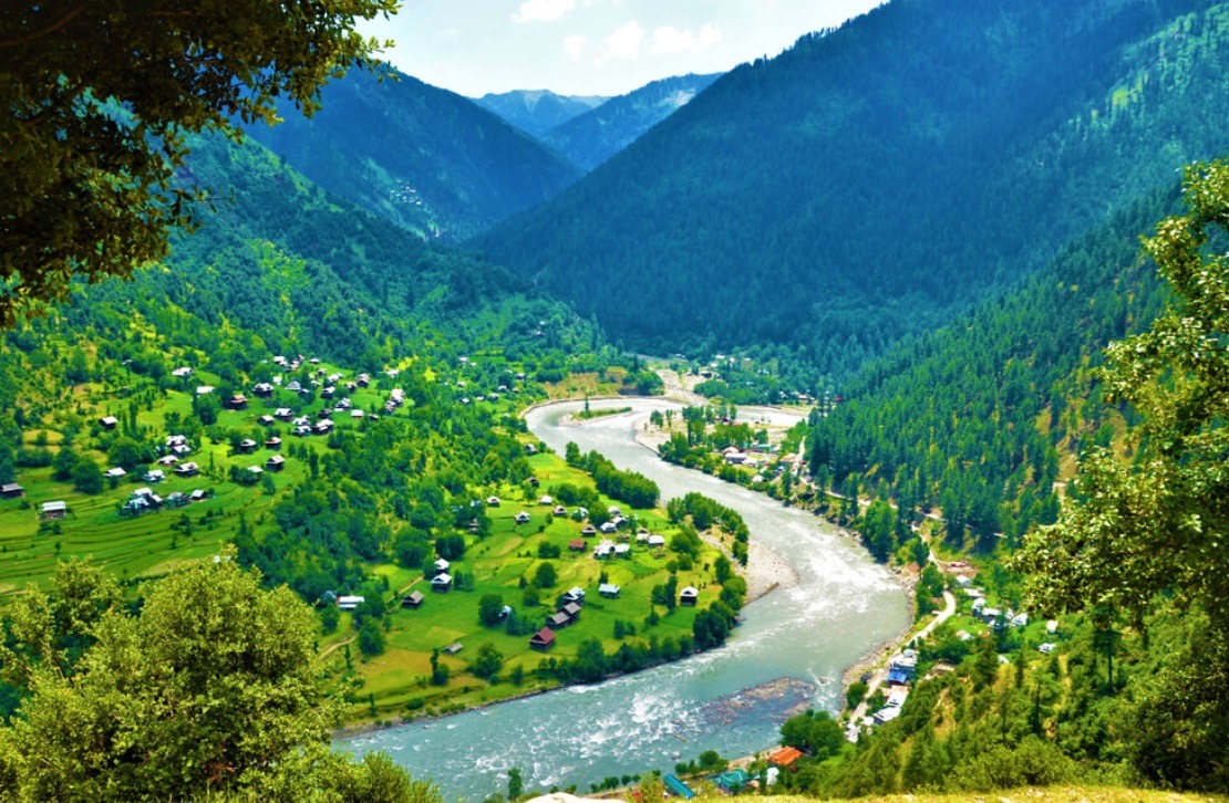 A 3-Day Azad Kashmir Itinerary for Family Vacation