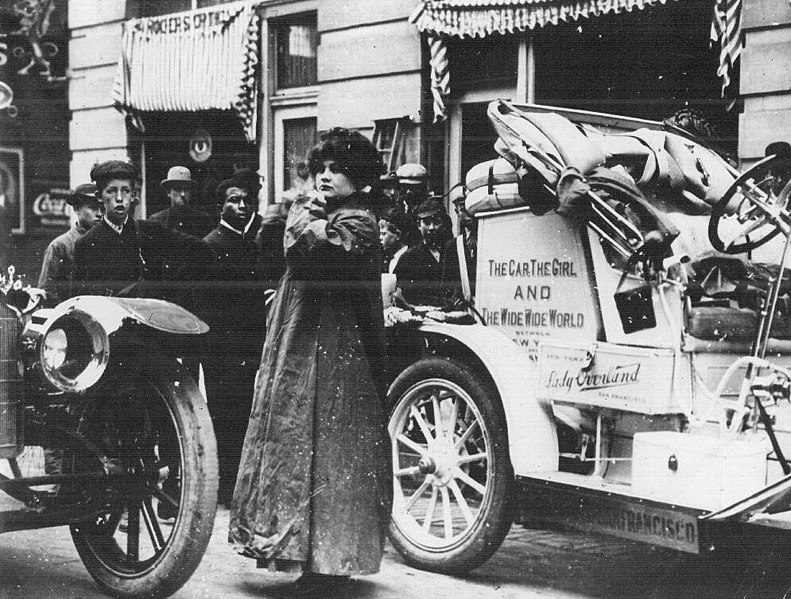 Blanche Scott's Lady Overland motor trip stopping in Toledo