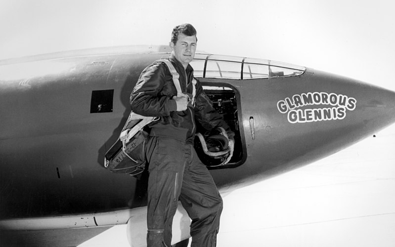 Chuck Yeager next to experimental aircraft Bell X-1