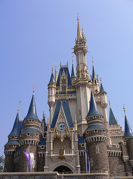 Cinderella Castle is the icon of Tokyo Disneyland